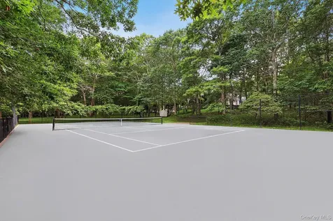 1 Terrys Trail East Hampton NY 11937