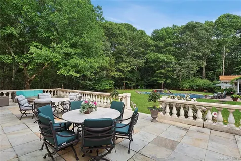 1 Terrys Trail East Hampton NY 11937