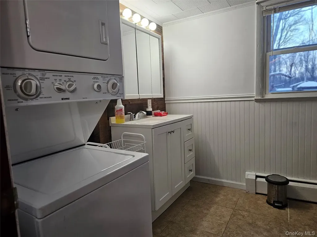 1110 Route 211 W Middletown NY 10940