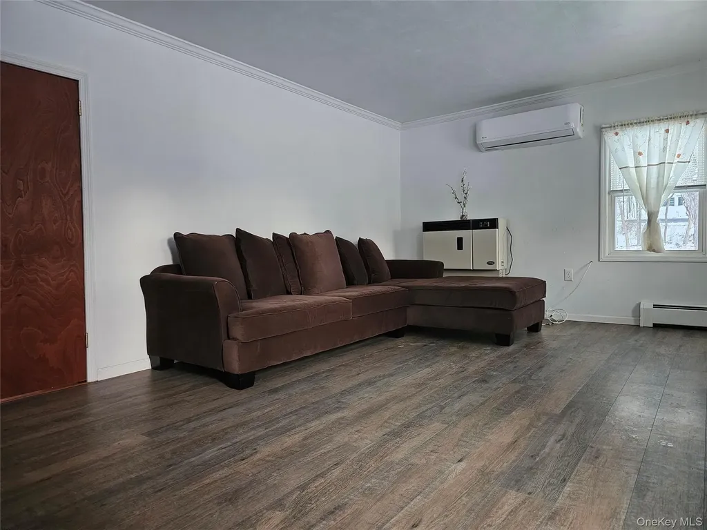 1110 Route 211 W Middletown NY 10940