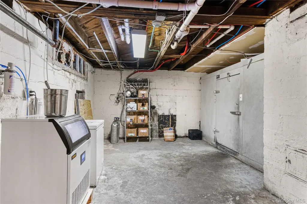 825 Route 25a Miller Place NY 11764