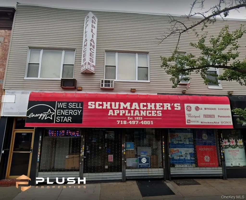 62-15 Myrtle Avenue Glendale NY 11385