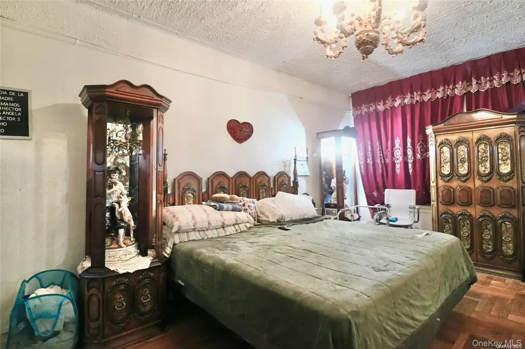 941 Jerome Avenue Bronx NY 10452