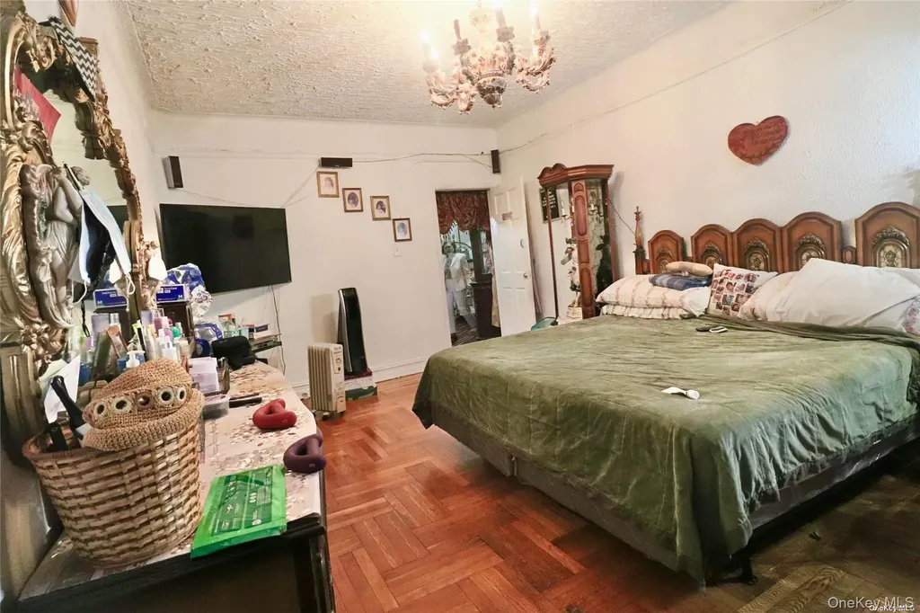 941 Jerome Avenue Bronx NY 10452