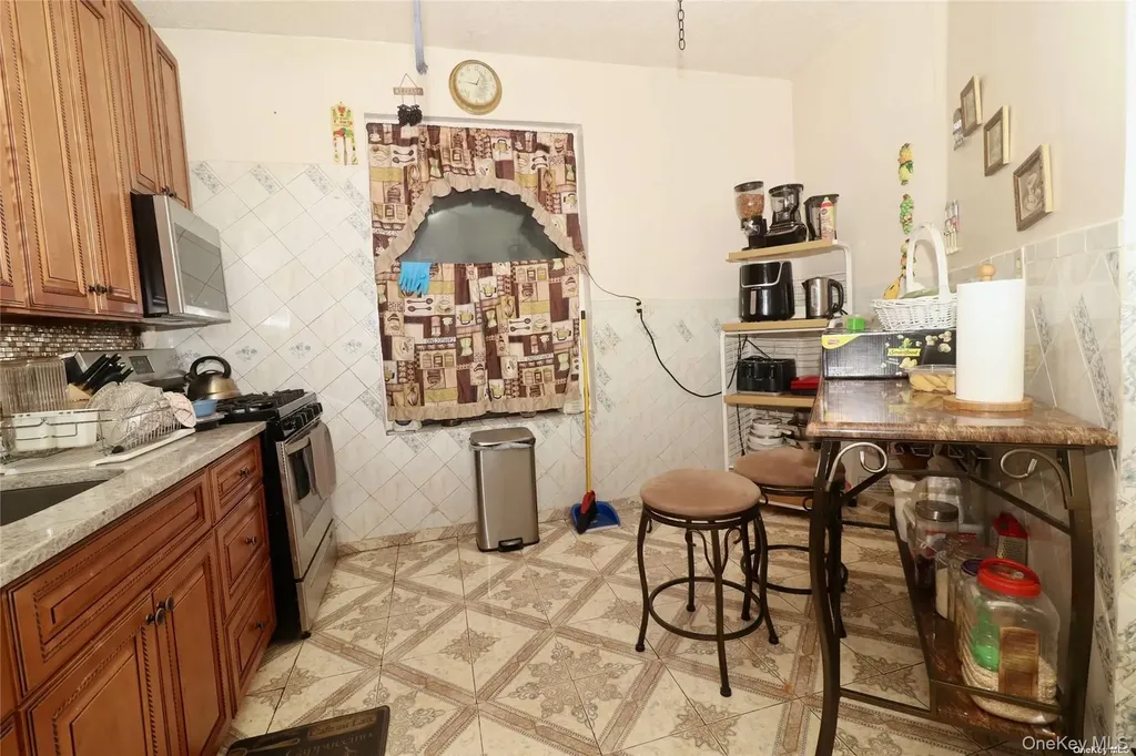 941 Jerome Avenue Bronx NY 10452