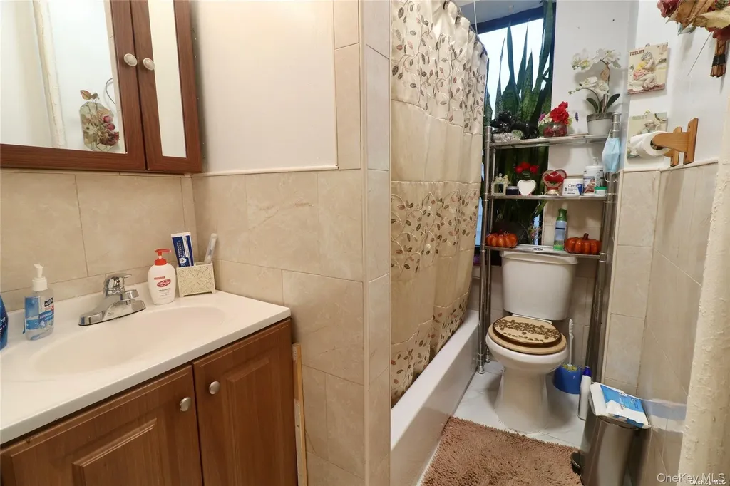 941 Jerome Avenue Bronx NY 10452