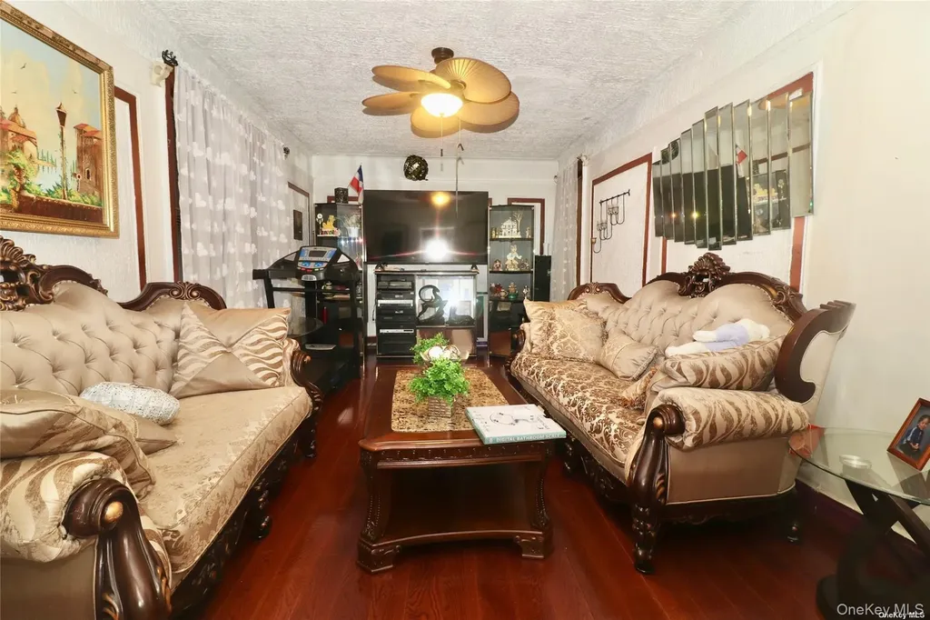 941 Jerome Avenue Bronx NY 10452
