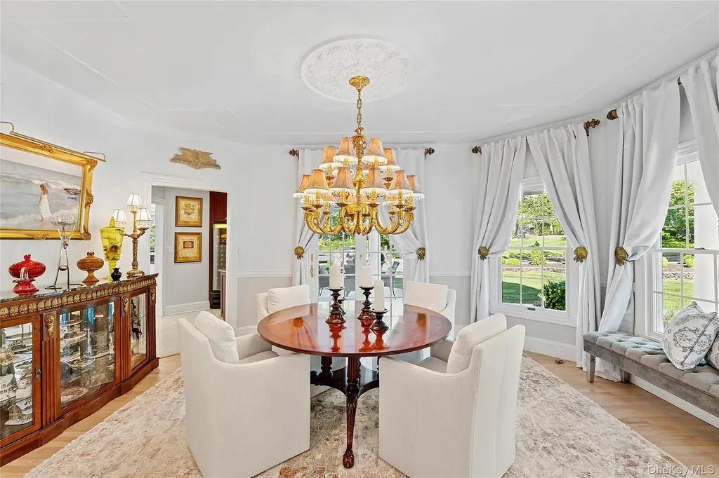 2 N Harbor Down Miller Place NY 11764