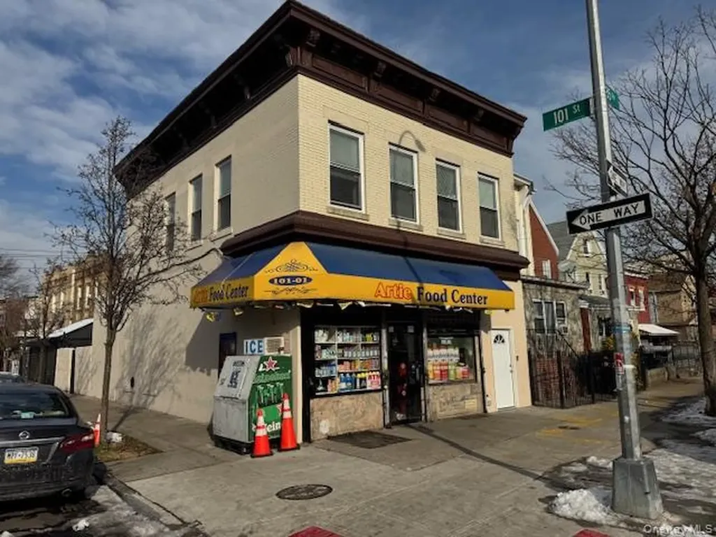 101-01 35th Avenue Corona NY 11368