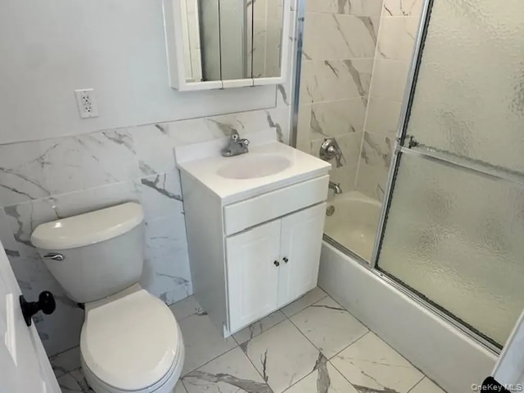 101-01 35th Avenue Corona NY 11368