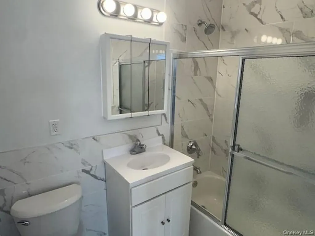 101-01 35th Avenue Corona NY 11368