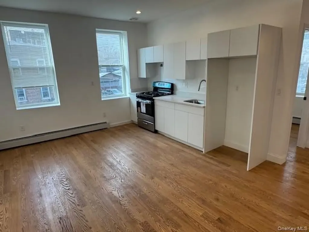 101-01 35th Avenue Corona NY 11368