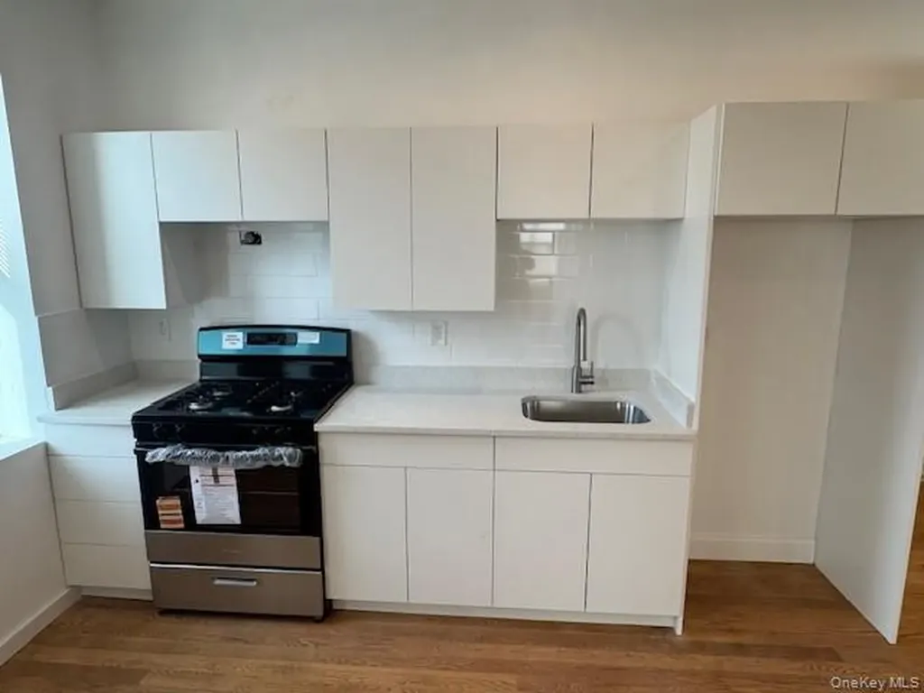 101-01 35th Avenue Corona NY 11368