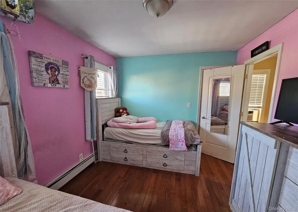 1511 Adee Avenue Bronx NY 10469