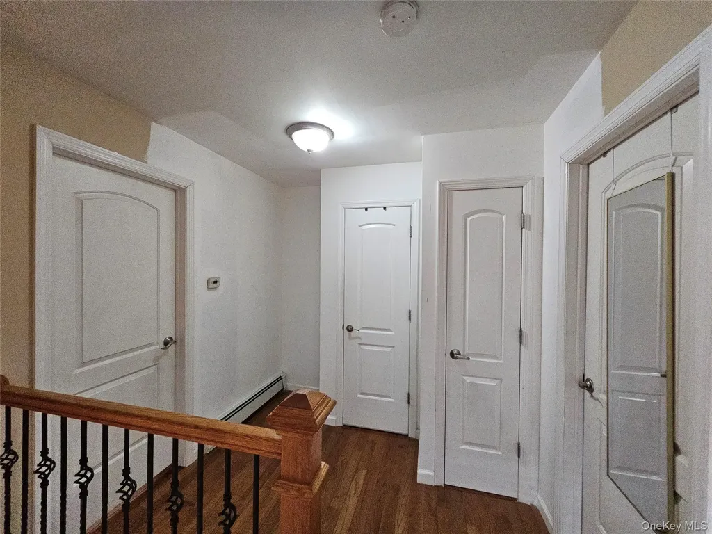 1511 Adee Avenue Bronx NY 10469