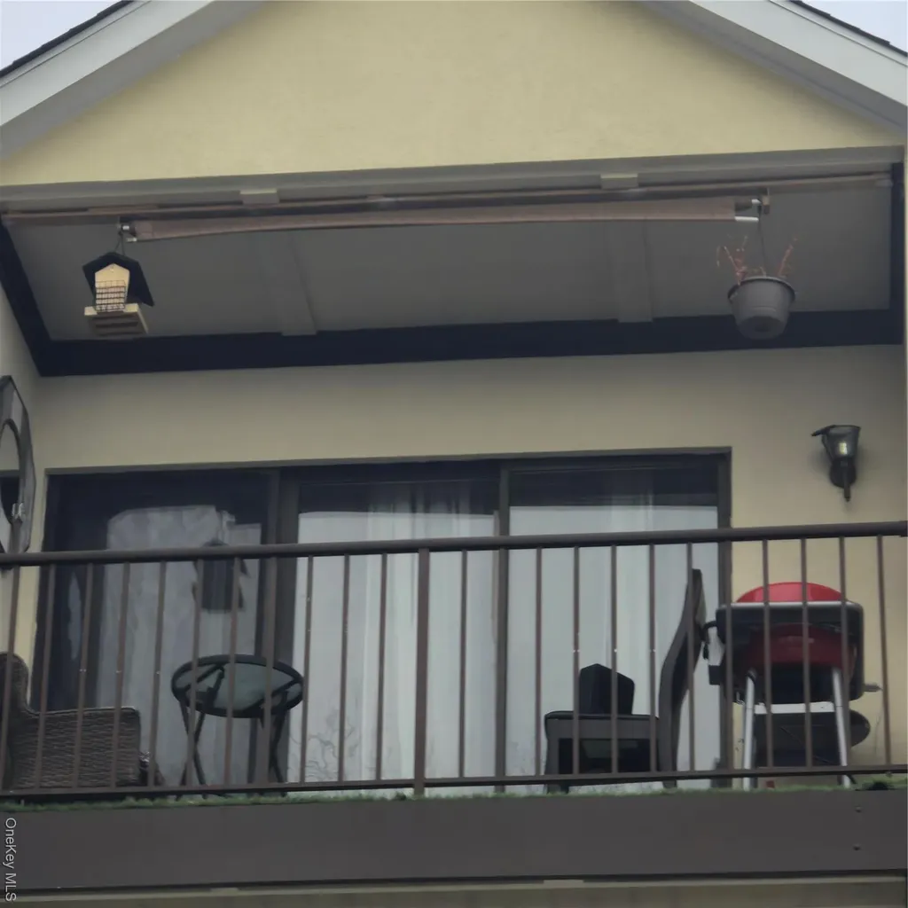23 Nottingham Circle Peekskill NY 10566