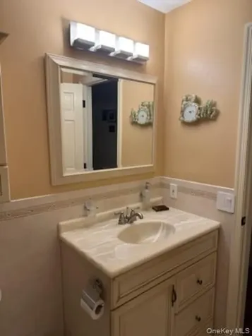 23 Nottingham Circle Peekskill NY 10566