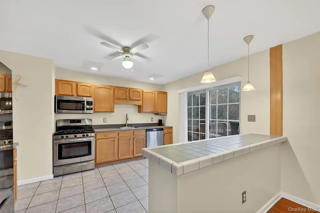 6 Vista Drive Chester NY 10918