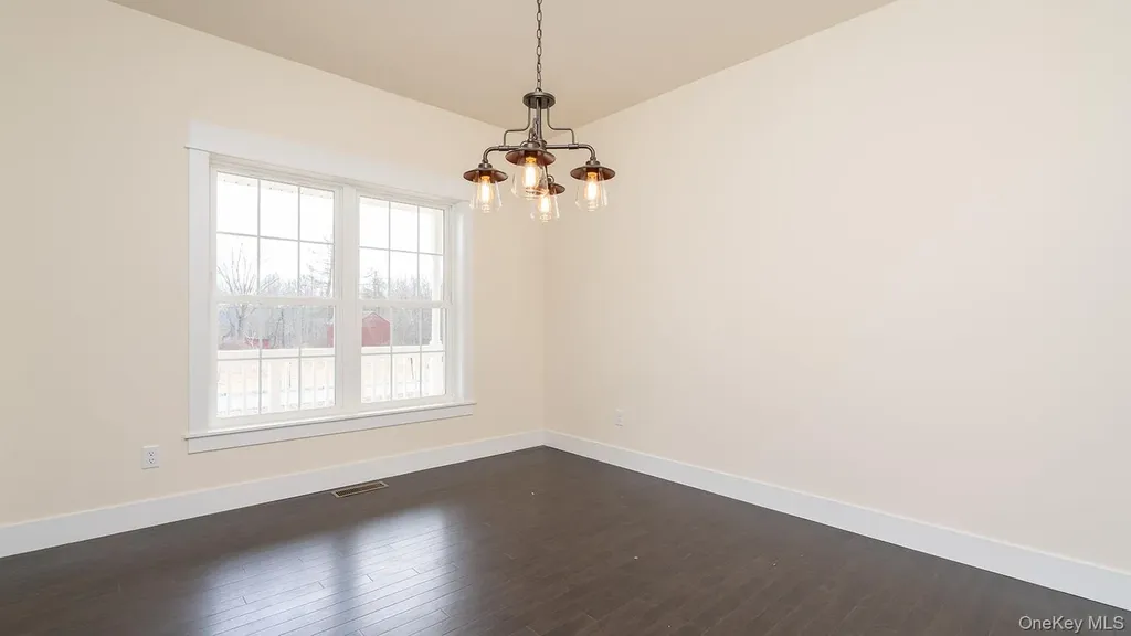 43 Malloy Road Wallkill NY 12589