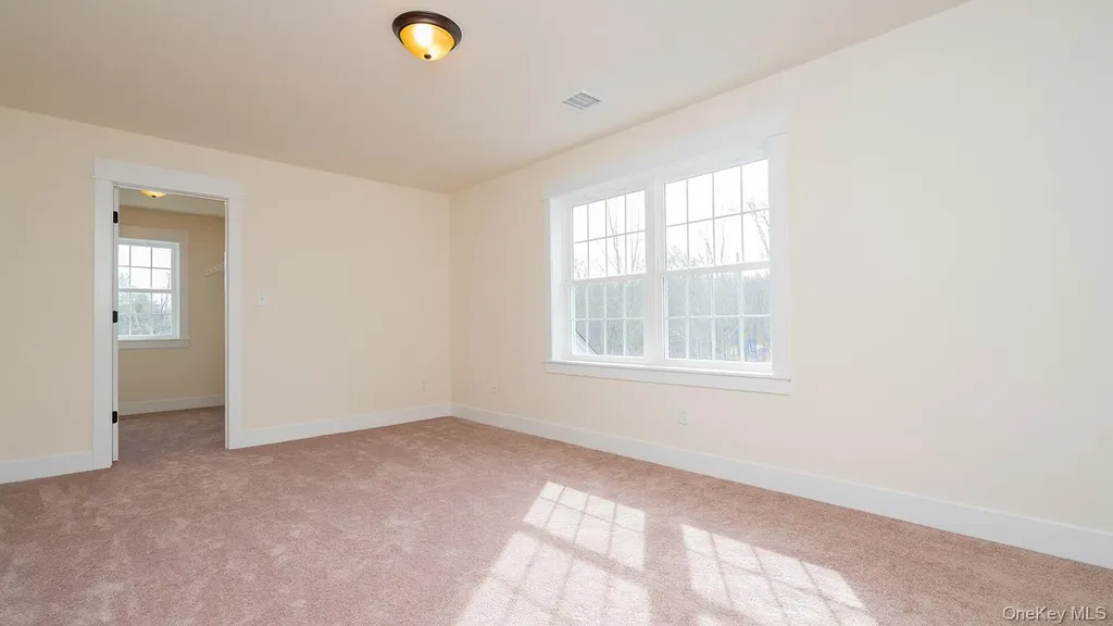 43 Malloy Road Wallkill NY 12589