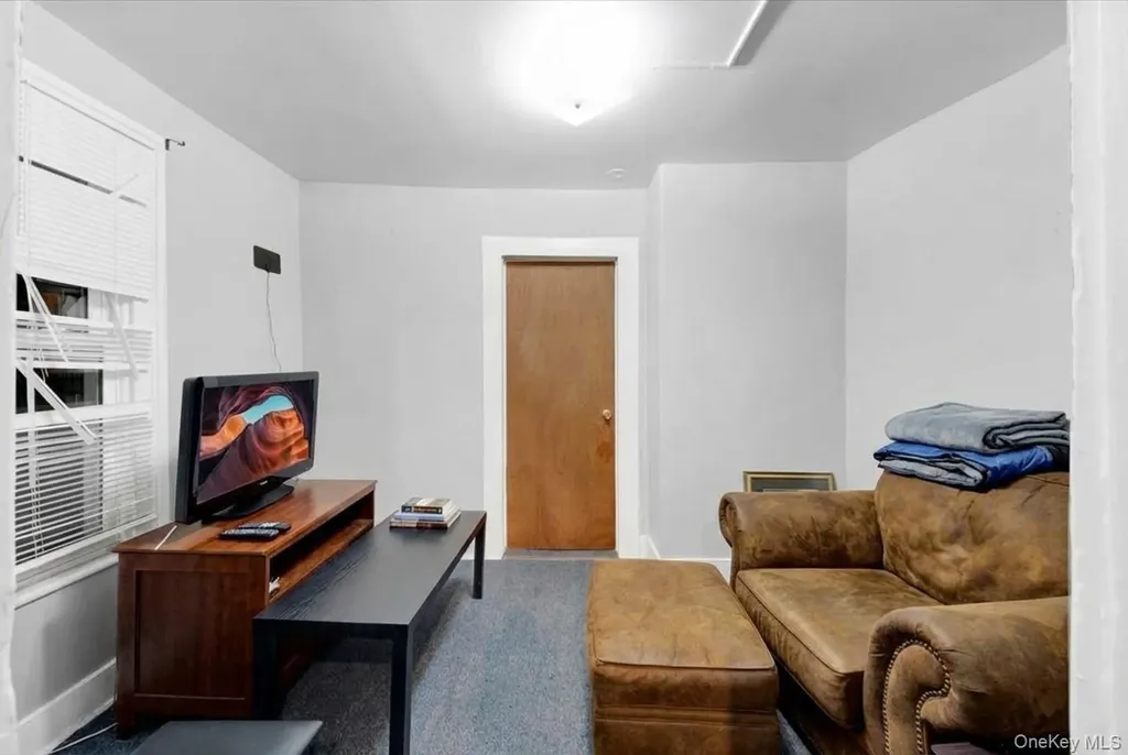 11 N 6th Avenue Mount Vernon NY 10550