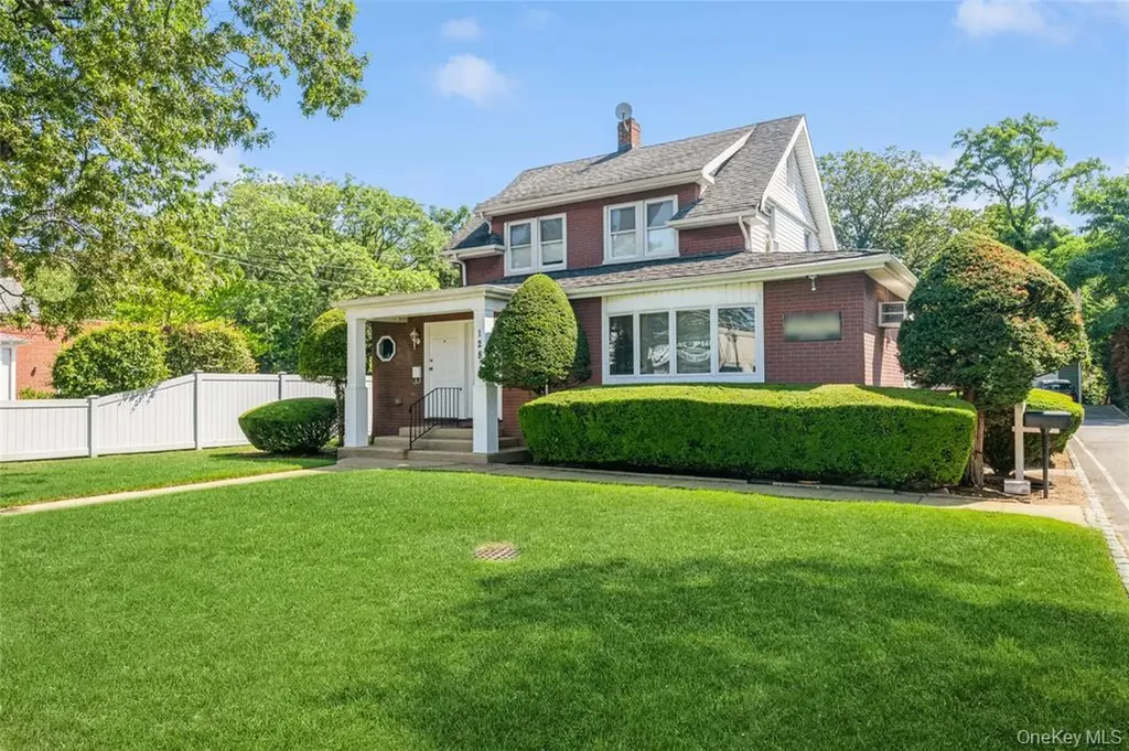 128 Merrick Avenue Merrick NY 11566