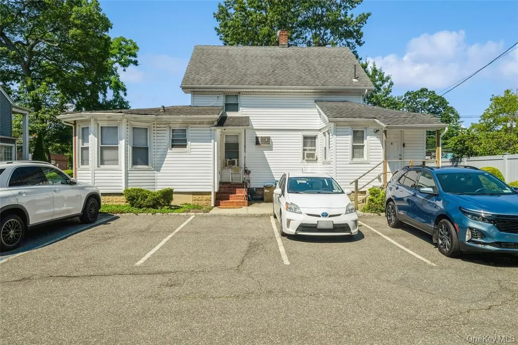 128 Merrick Avenue Merrick NY 11566