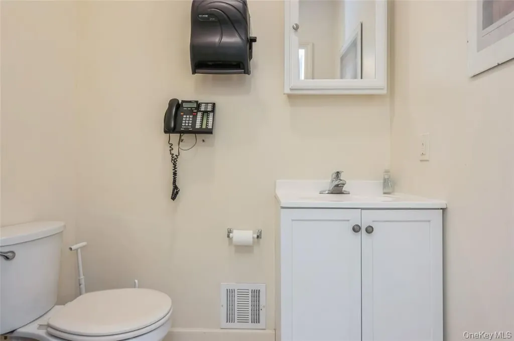 128 Merrick Avenue Merrick NY 11566