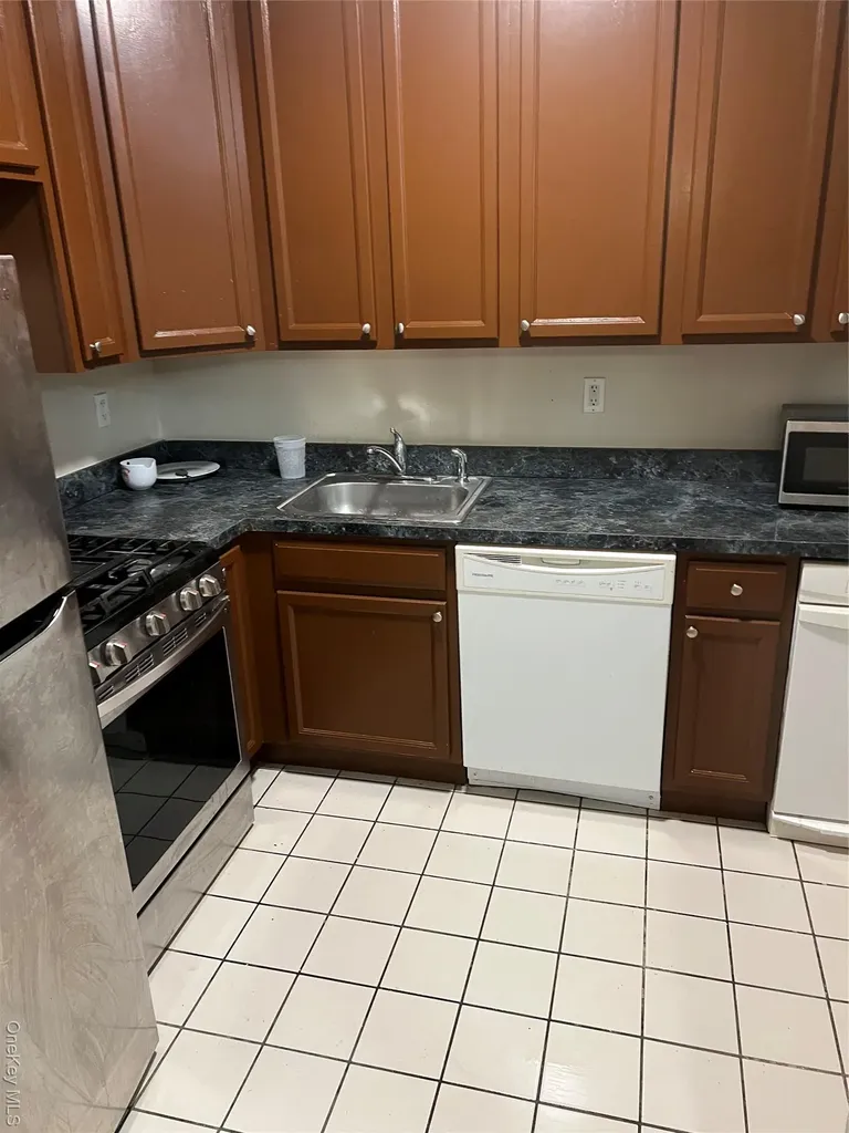 219 Surf Drive Bronx NY 10473