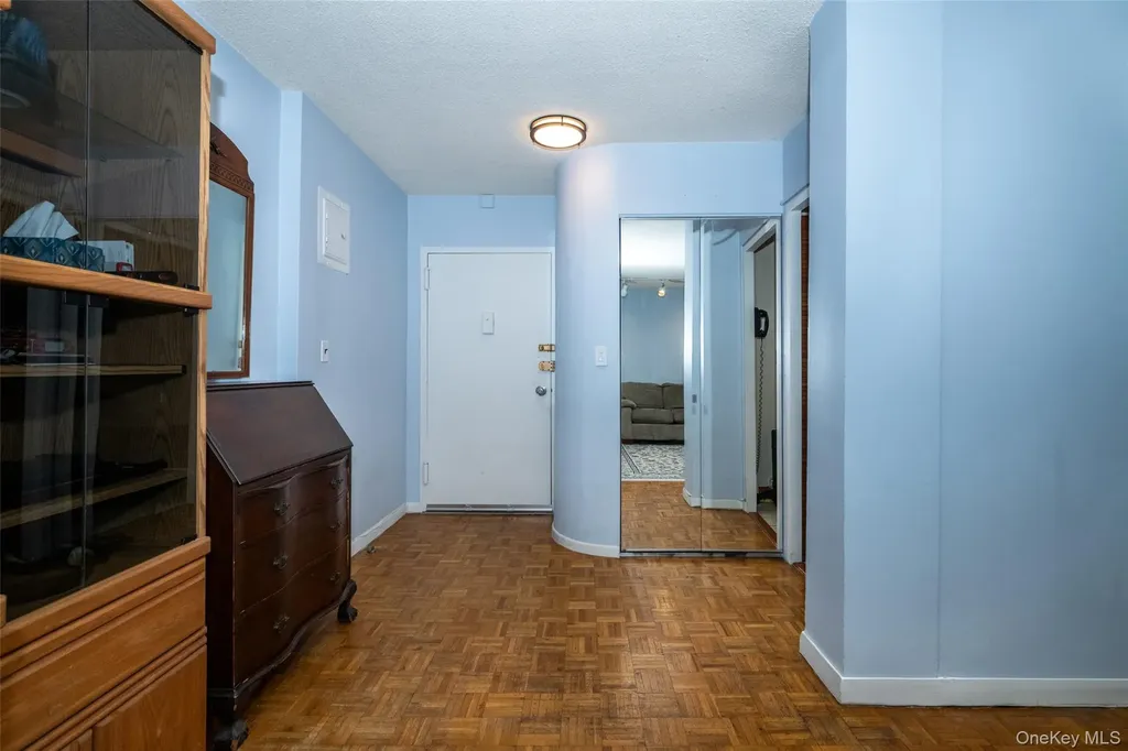 166 Pearsall Drive Mount Vernon NY 10552