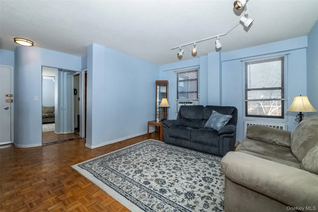 166 Pearsall Drive Mount Vernon NY 10552