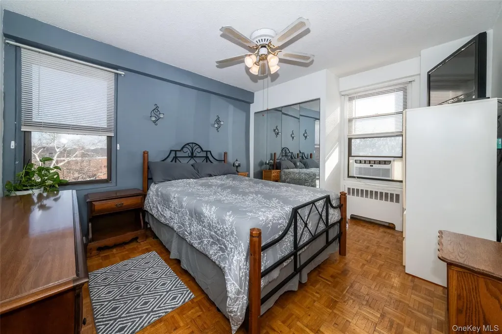 166 Pearsall Drive Mount Vernon NY 10552