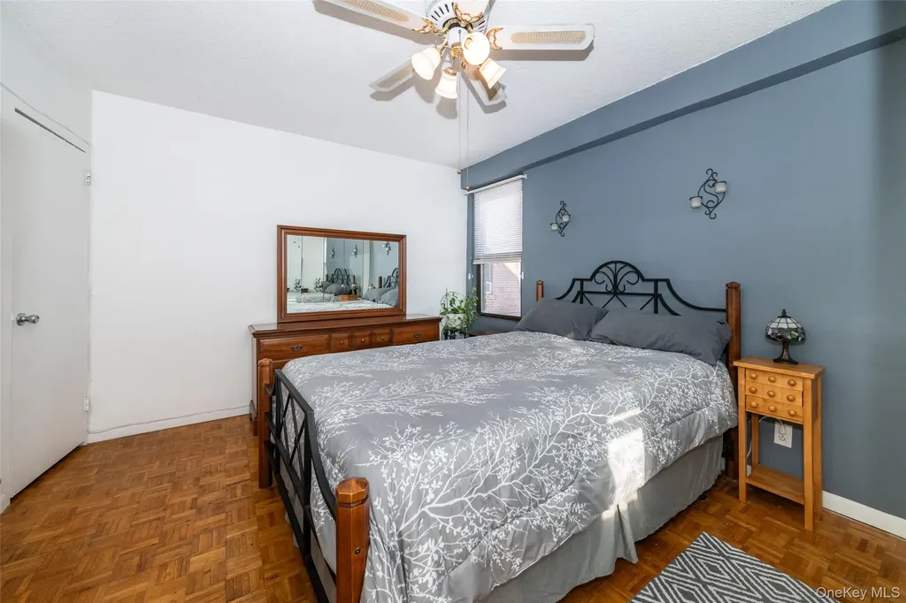 166 Pearsall Drive Mount Vernon NY 10552