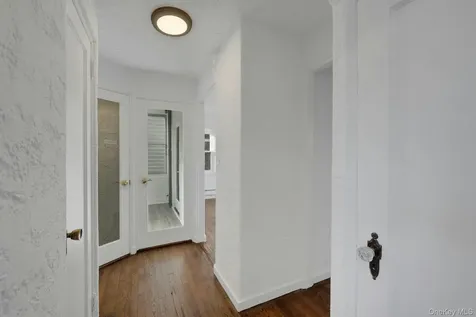 54 Rockland Avenue Yonkers NY 10705