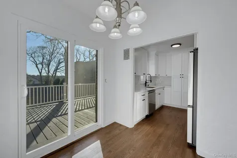 54 Rockland Avenue Yonkers NY 10705