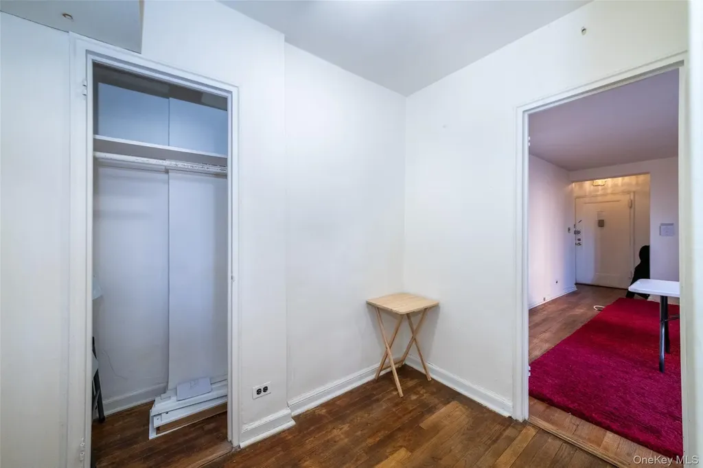 5639 Netherland Avenue Bronx NY 10471