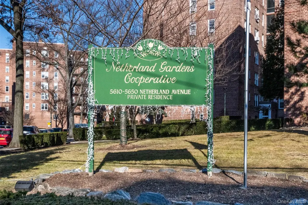 5639 Netherland Avenue Bronx NY 10471