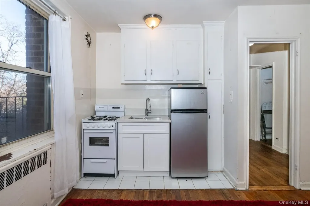 5639 Netherland Avenue Bronx NY 10471