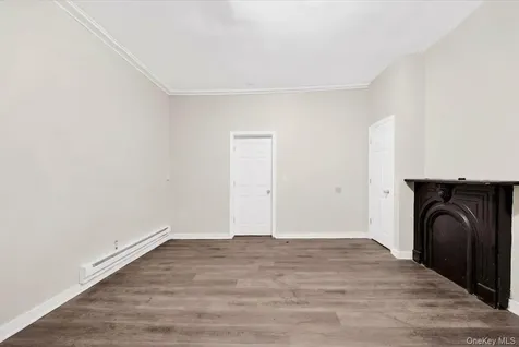206 S 9th Avenue Mount Vernon NY 10550