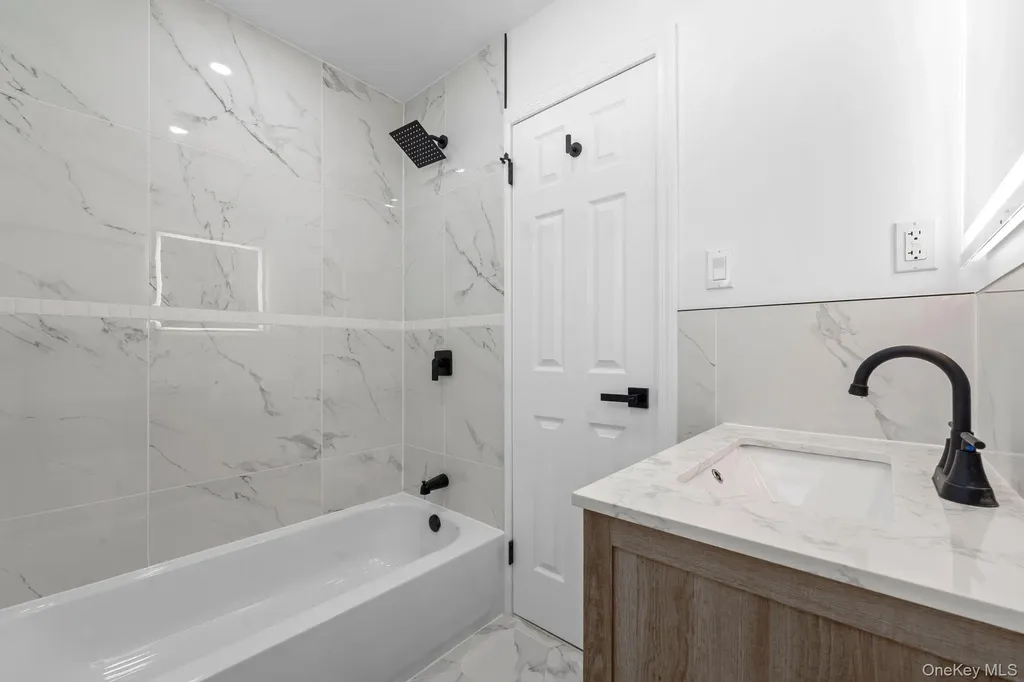 159 Noel Drive Centereach NY 11720