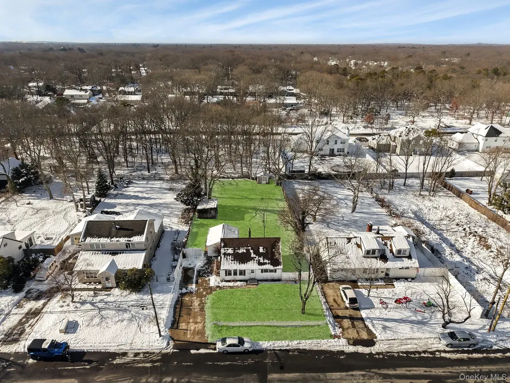 159 Noel Drive Centereach NY 11720