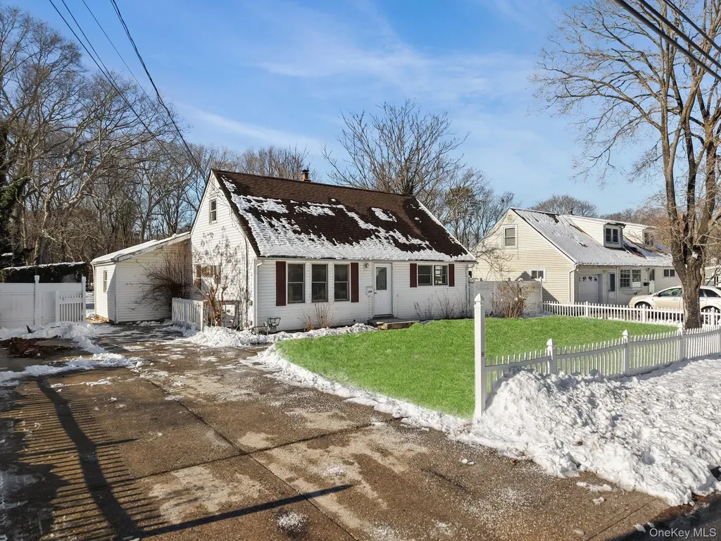 159 Noel Drive Centereach NY 11720