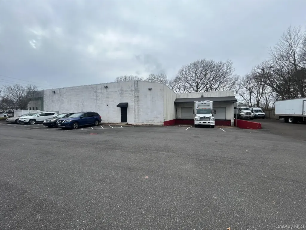 Holbrook NY 11741
