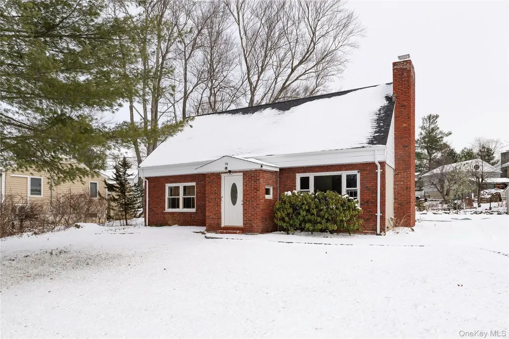 74 Lakeshore Drive E Carmel NY 10512