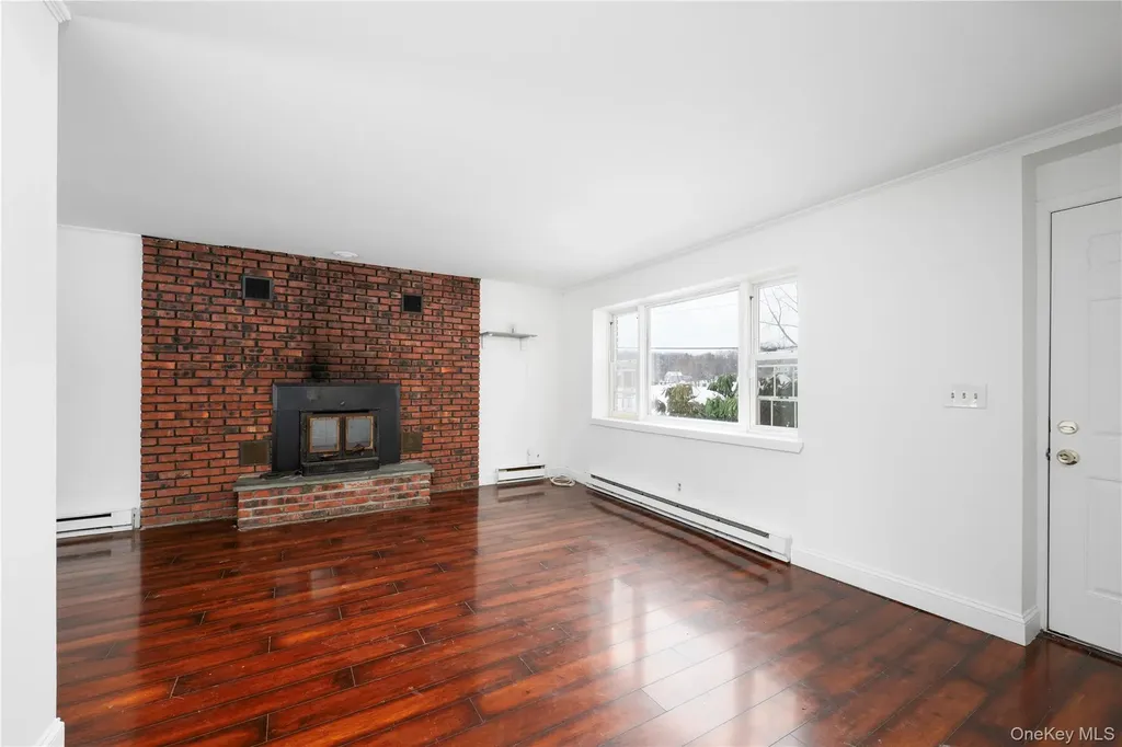 74 Lakeshore Drive E Carmel NY 10512
