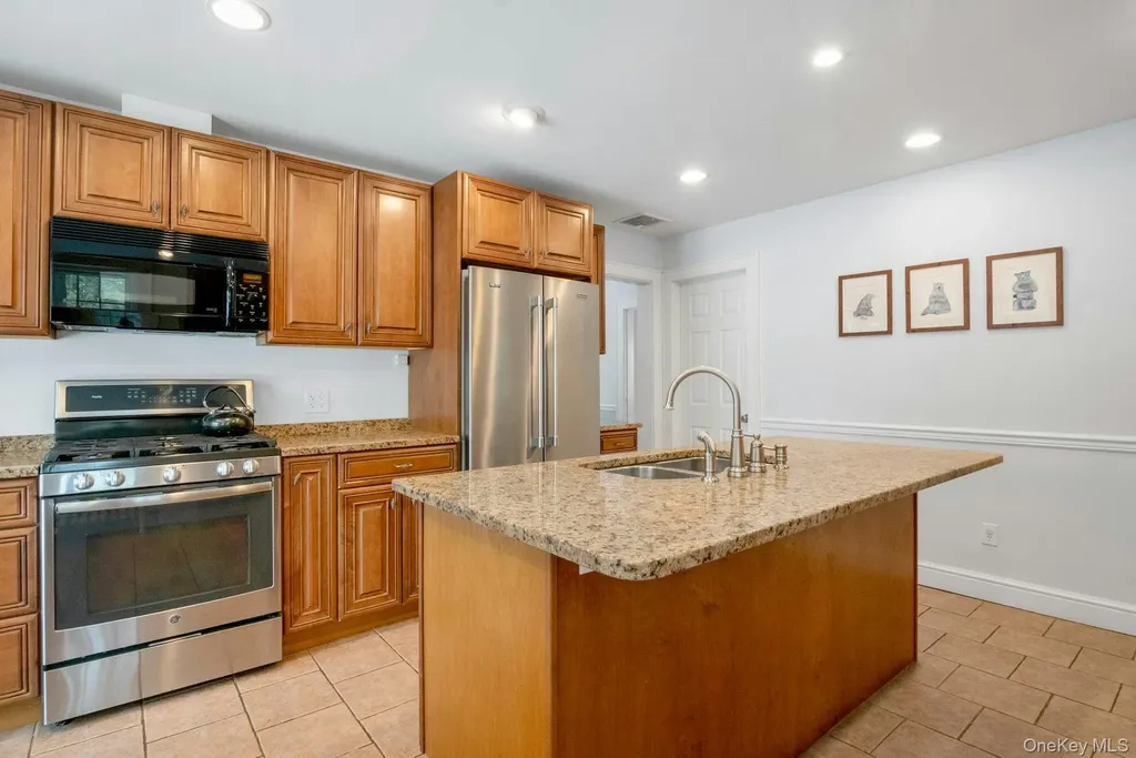 25 Maple Road Briarcliff Manor NY 10510