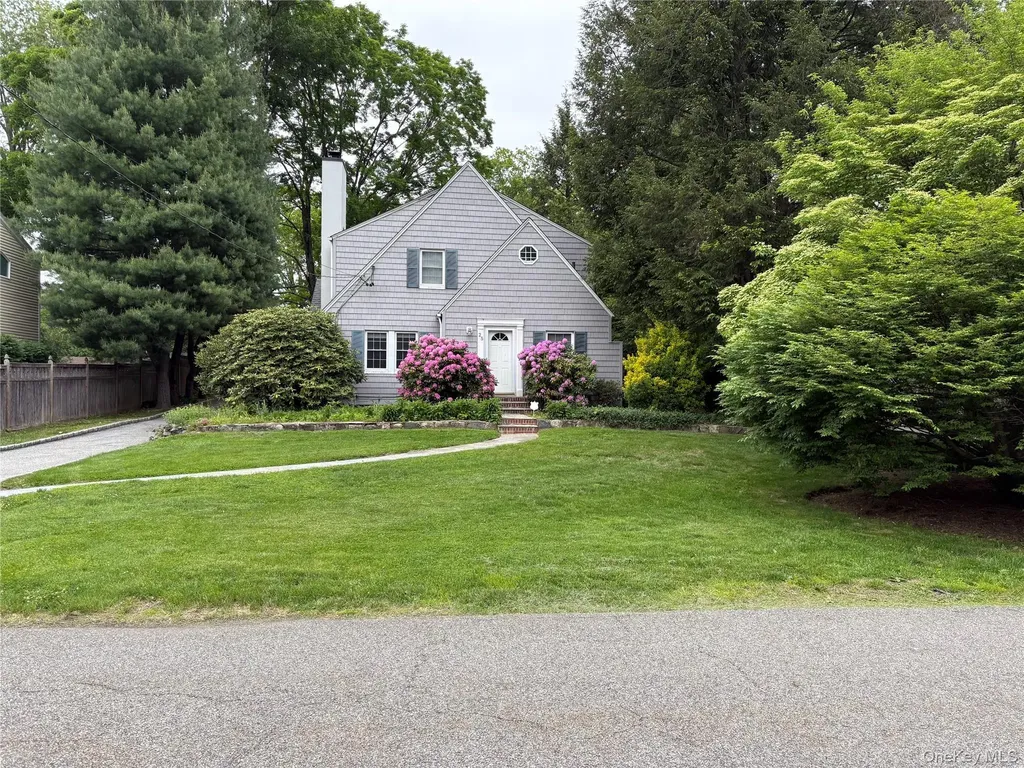 25 Maple Road Briarcliff Manor NY 10510