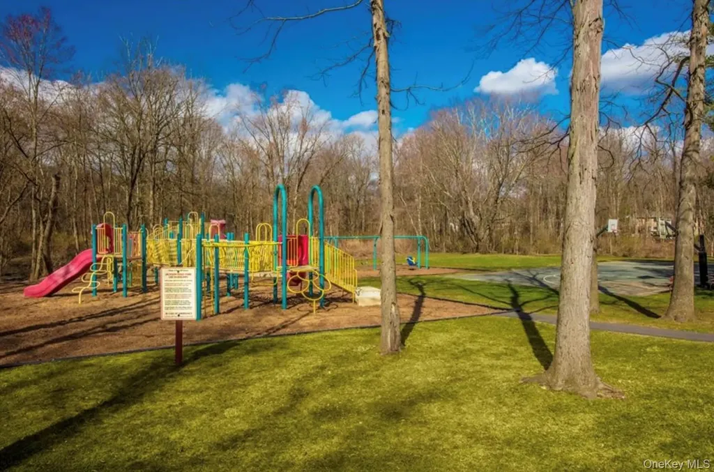25 Maple Road Briarcliff Manor NY 10510