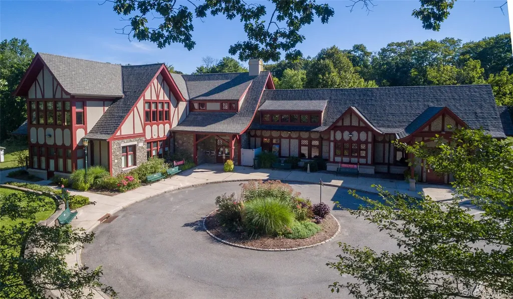 25 Maple Road Briarcliff Manor NY 10510