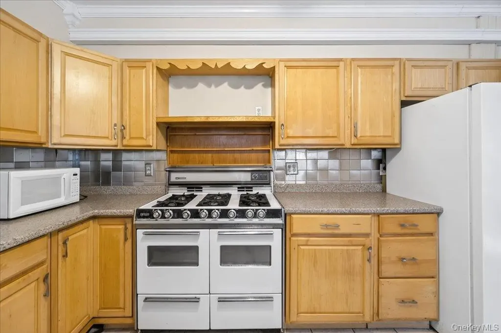 14 Moss Hill Road Holmes NY 12531